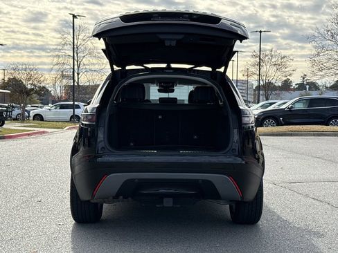 Used 2018 Land Rover Range Rover Velar S image 12