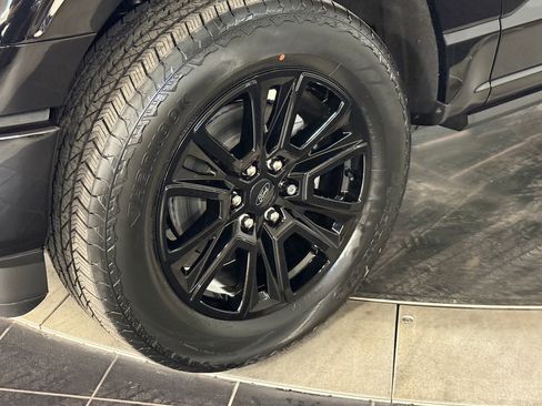 New 2025 Ford F150 Platinum w/ Equipment Group 702A High image 7