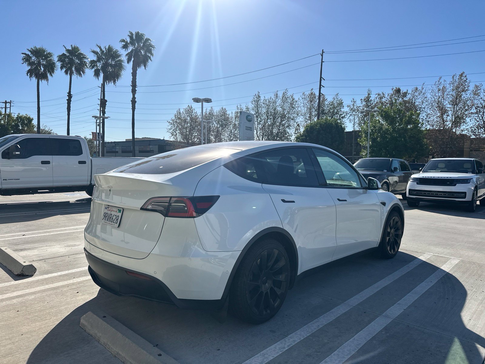 Used 2021 Tesla Model Y 2WD image 3