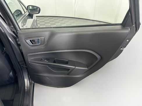Used 2014 Ford Fiesta SE w/ Equipment Group 201A FWD image 26