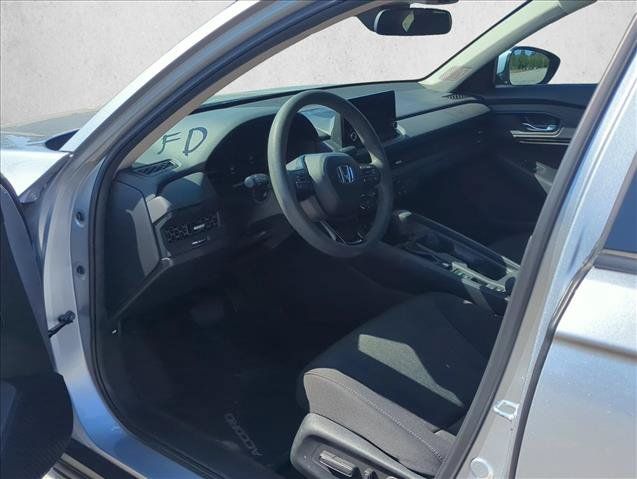 Used 2024 Honda Accord EX image 11