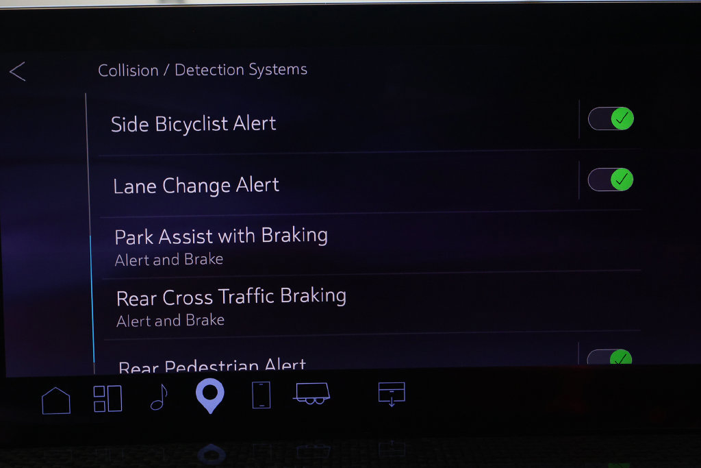 Used 2025 Cadillac Escalade ESV V AWD/4WD image 36