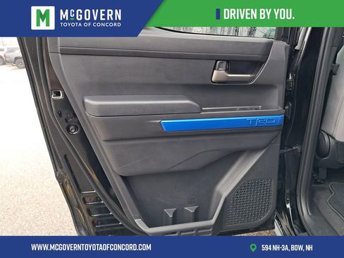 Used 2025 Toyota Tacoma TRD Sport image 18