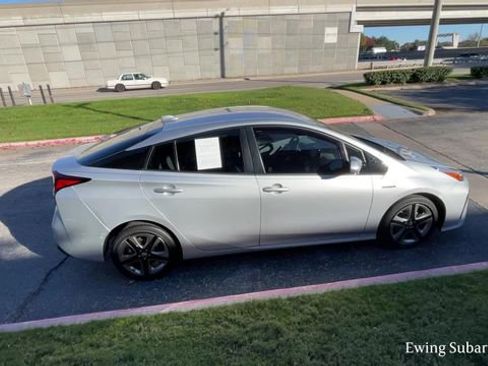 Used 2019 Toyota Prius Limited image 7