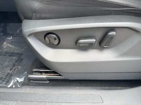 Used 2019 Volkswagen Tiguan SE w/ Panoramic Sunroof Package AWD/4WD image 21