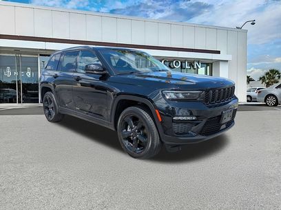 Used 2023 Jeep Grand Cherokee Limited w/ Black Appearance Package