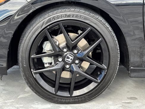 Certified 2025 Honda Civic Sport image 24