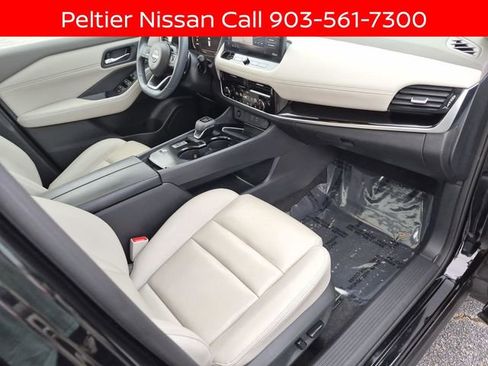 Certified 2024 Nissan Rogue SL FWD image 12