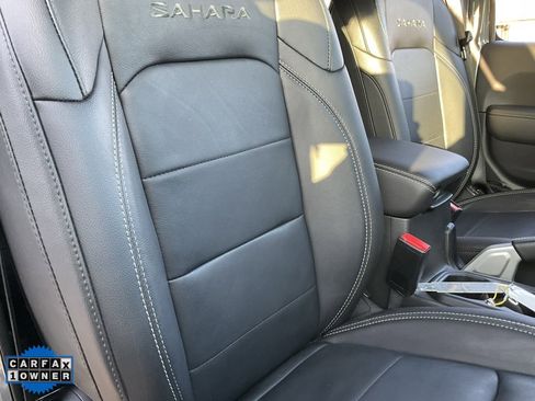 Used 2022 Jeep Wrangler Unlimited Sahara w/ Cold Weather Group image 60