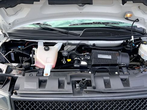 Used 2019 Chevrolet Express 3500 LT w/ LT Preferred Equipment Group RWD image 9
