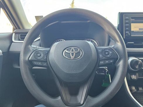 Used 2019 Toyota RAV4 LE w/ Carpet Mat Package AWD/4WD image 24
