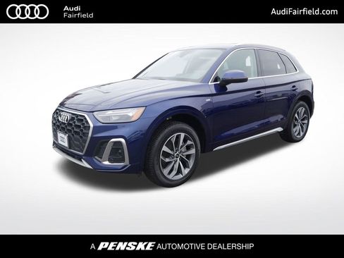 Certified 2023 Audi Q5 2.0T Premium w/ Convenience Package AWD/4WD image 1