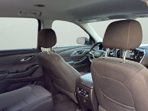 Used 2019 Chevrolet Traverse LT FWD image 26