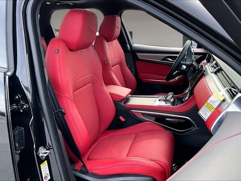 Used 2025 Jaguar F-PACE R-Dynamic S image 26