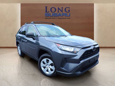 Used 2019 Toyota RAV4 LE w/ Carpet Mat Package AWD/4WD image 4