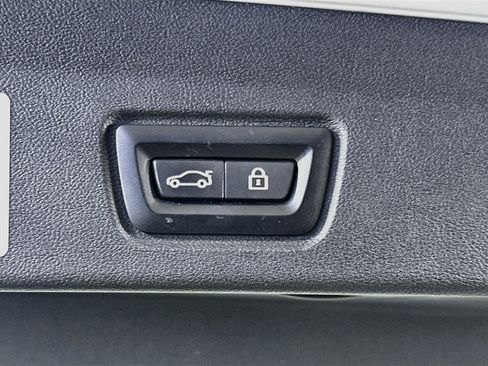 Used 2023 BMW i4 eDrive35 w/ Premium Package RWD image 31