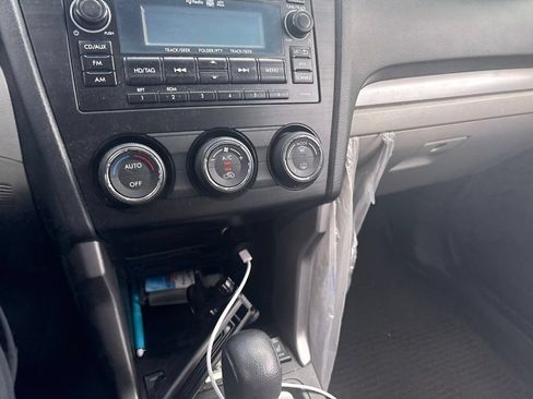 Used 2015 Subaru Forester 2.5i Limited AWD/4WD image 21