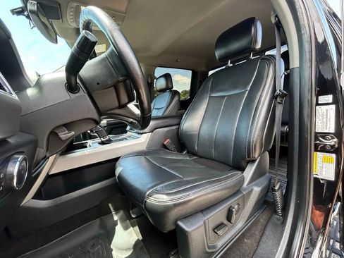 Used 2020 Ford F150 Lariat image 32