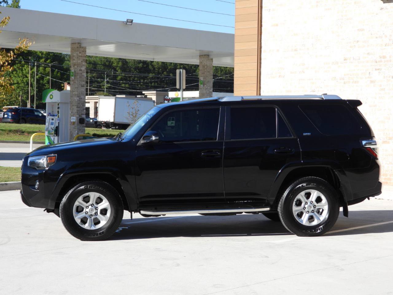 Used 2017 Toyota 4Runner SR5 Premium RWD image 29