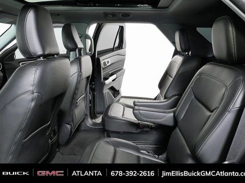 Used 2022 Ford Explorer XLT w/ Equipment Group 202A image 22