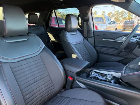 New 2025 Ford Explorer ST-Line w/ Premium Package image 23
