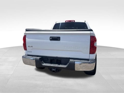 Used 2017 Toyota Tundra SR5 w/ SR5 Upgrade Package AWD/4WD image 17