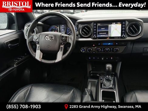 Used 2021 Toyota Tacoma TRD Sport image 18