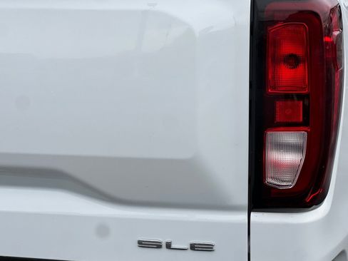 Used 2023 GMC Sierra 1500 SLE AWD/4WD image 26
