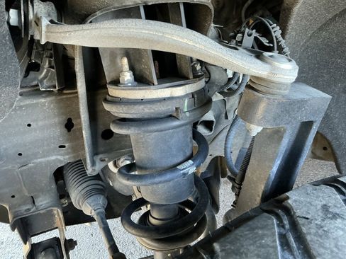 Used 2022 GMC Sierra 1500 SLT image 7