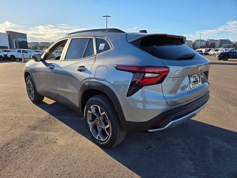 New 2026 Chevrolet Trax LT w/ Driver Confidence Package image 3