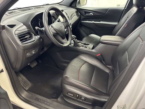 Used 2022 Chevrolet Equinox RS w/ RS Leather Package FWD image 11