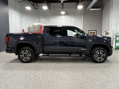 Certified 2023 GMC Sierra 1500 AT4 w/ Technology Package image 7
