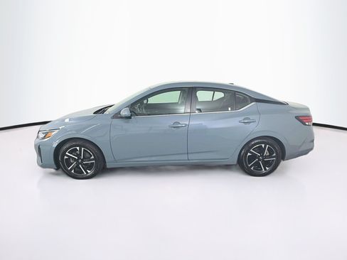 Used 2025 Nissan Sentra SV FWD image 4