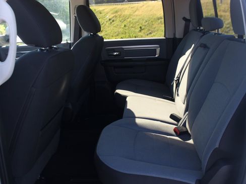 Used 2023 RAM 1500 Classic SLT w/ Trailer & Traction Group AWD/4WD image 31