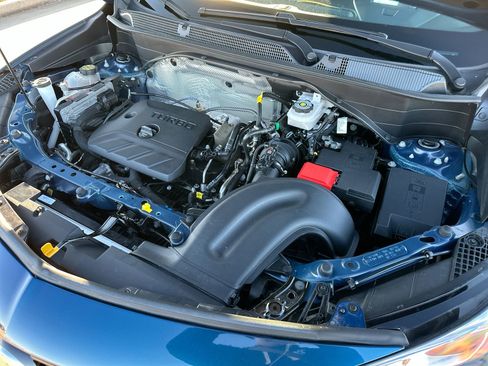 Used 2020 Buick Encore GX Essence w/ Experience Buick Package image 26