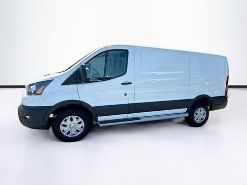 Used 2025 Ford Transit 250 Low Roof w/ Exterior Upgrade Package RWD image 4