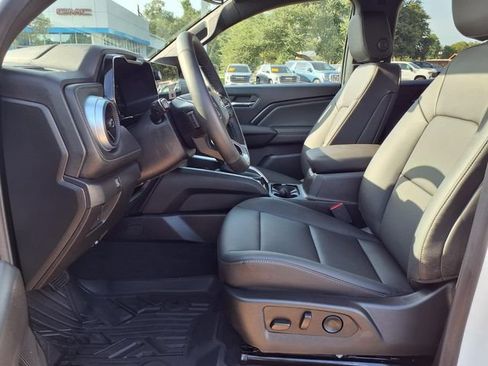 Used 2026 Chevrolet Colorado LT w/ LT Convenience Package RWD image 14