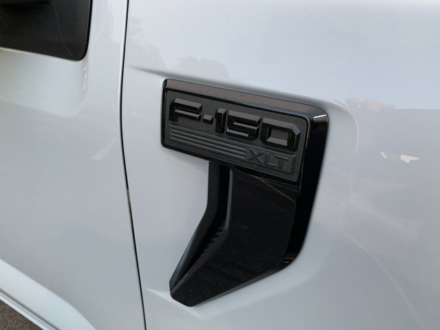 Used 2022 Ford F150 XLT w/ Trailer Tow Package AWD/4WD image 10