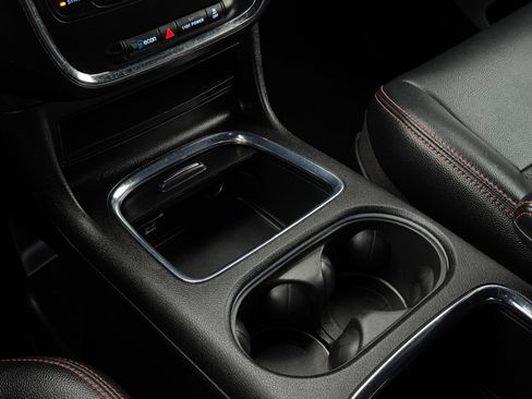 Used 2017 Dodge Grand Caravan GT image 30