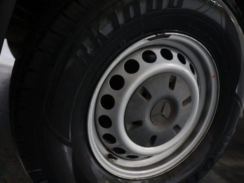 Used 2019 Mercedes-Benz Sprinter 144 image 26