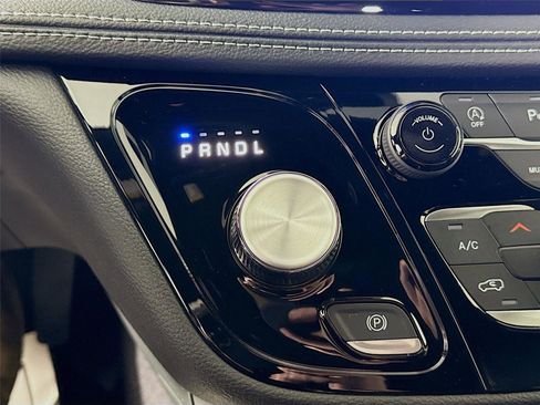 New 2026 Chrysler Pacifica Select image 15