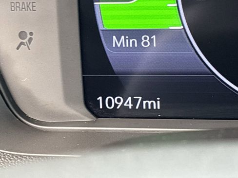 Used 2023 Chevrolet Bolt EUV LT w/ Driver Confidence Package image 30