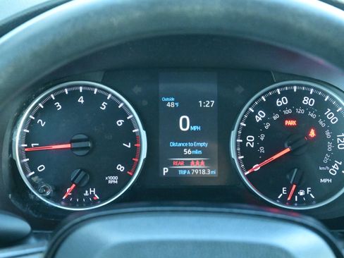 Used 2020 Toyota RAV4 LE image 22