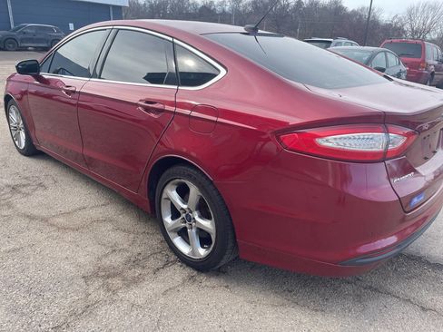 Used 2016 Ford Fusion SE w/ Equipment Group 202A image 5