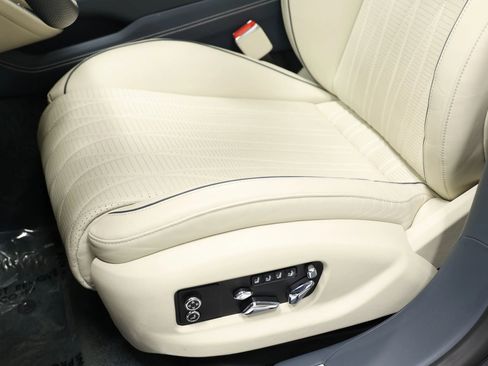 Used 2020 Bentley Flying Spur W12 w/ First Edition Specification AWD/4WD image 19