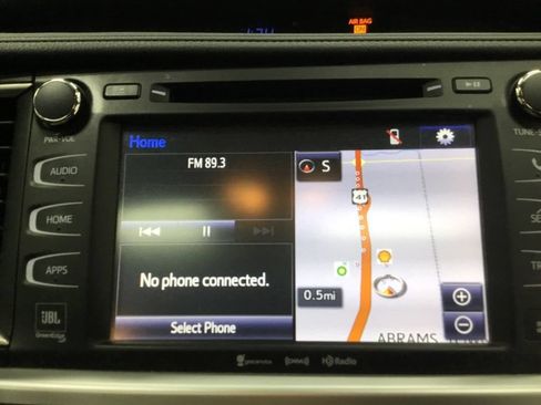 Used 2019 Toyota Highlander Limited Platinum AWD/4WD image 34