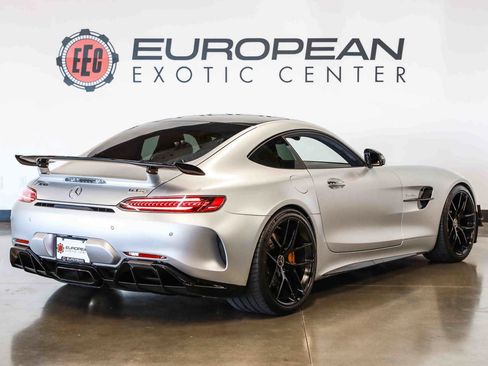 Used 2020 Mercedes-Benz AMG GT R image 10