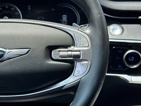 Used 2022 Genesis GV70 2.5T w/ Select Package AWD/4WD image 28