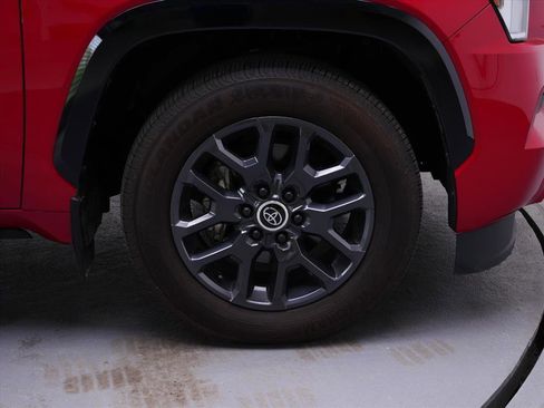 Used 2024 Toyota Sequoia Platinum AWD/4WD image 15