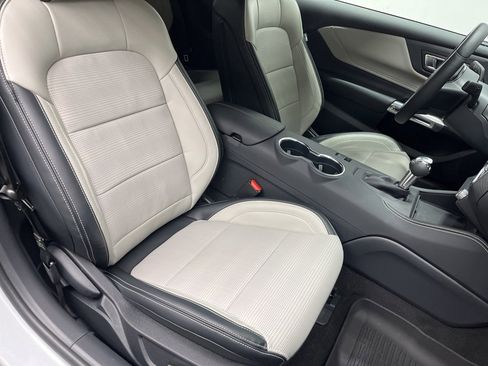 Used 2026 Ford Mustang Premium image 20